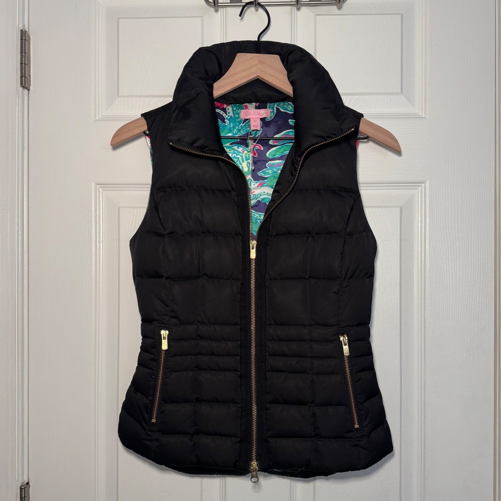 New Lilly Pulitzer Down Puffer Vest Quilted Tropical Print Lining Gold Trim XS